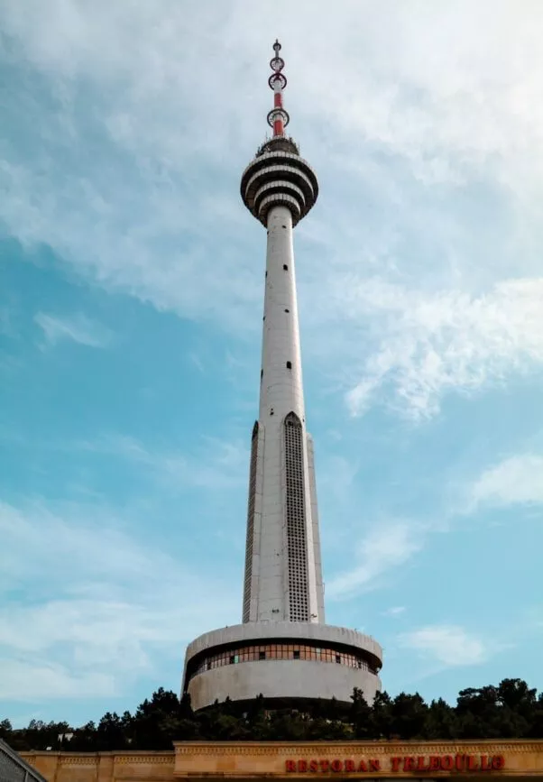 Baku Fernsehturm Telequilla