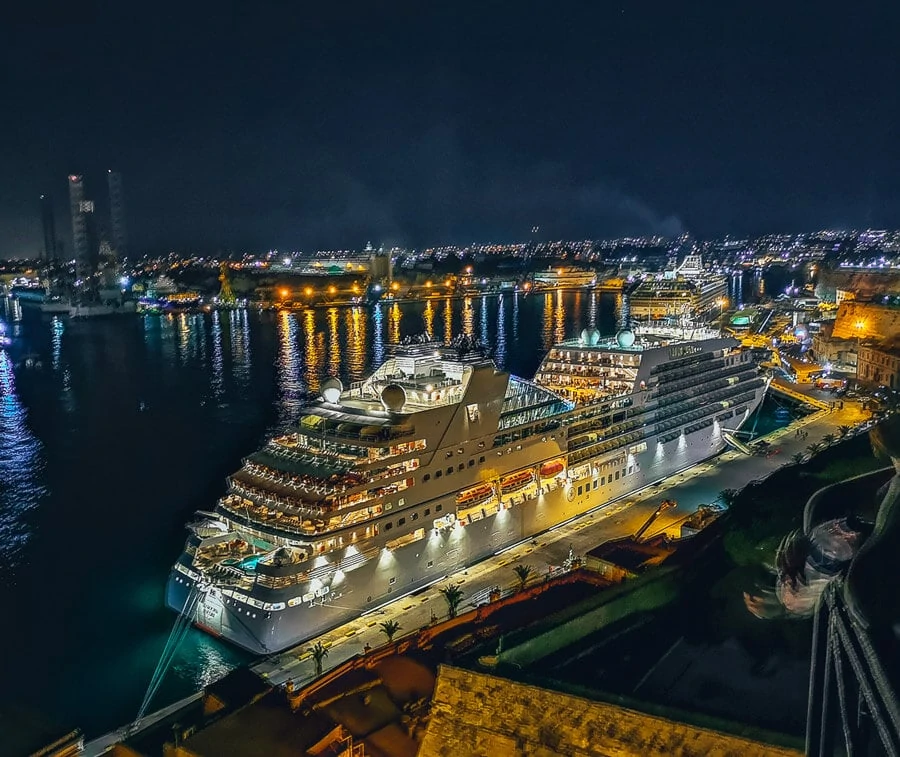 malta valletta grand habour malta valletta grand habour