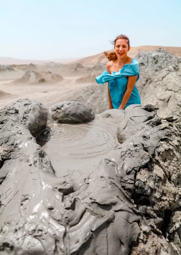 Baku Aserbaidschan Sehenswuerdigkeiten mud vulcanos