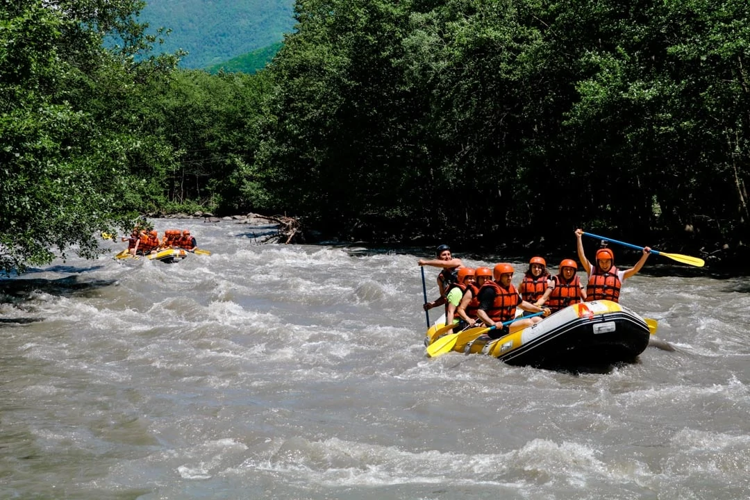 Georgien Rundreise rafting