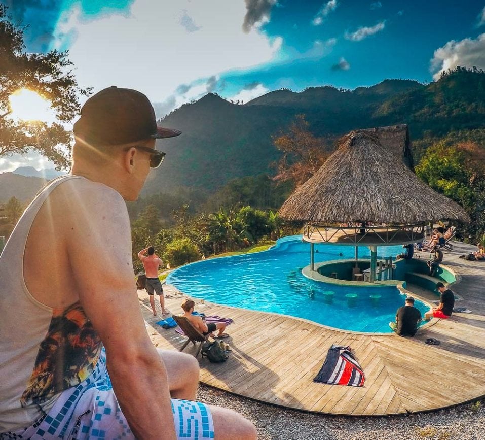 zephyr lodge lanquin