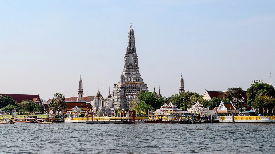 wat arun von aussen