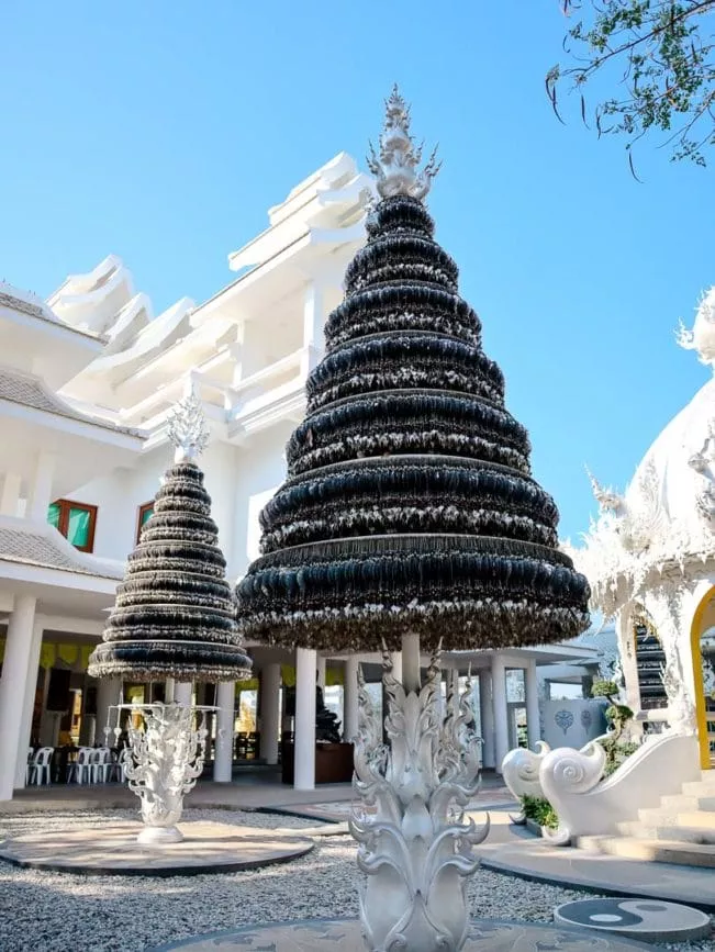 chiang rai white temple 3