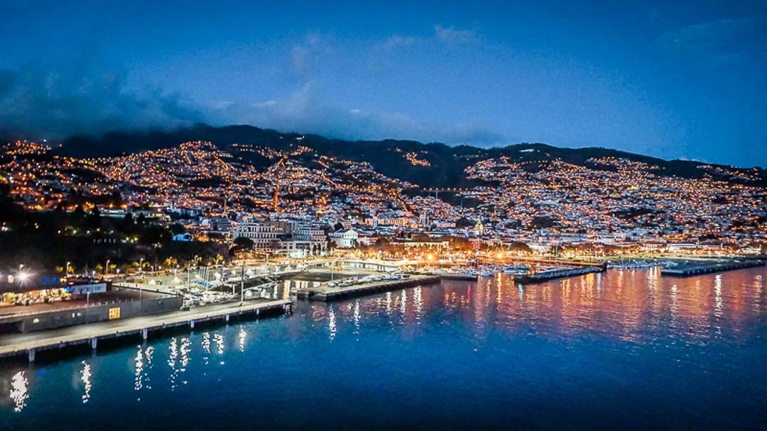 madeira funchal bei nacht