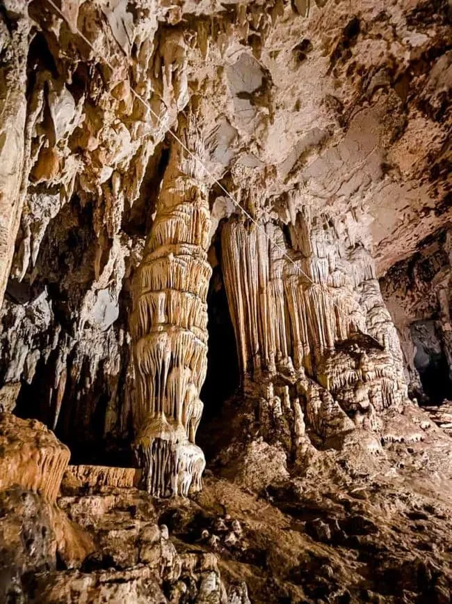 pai lod cave Stalaktiten und Stalagmiten 2