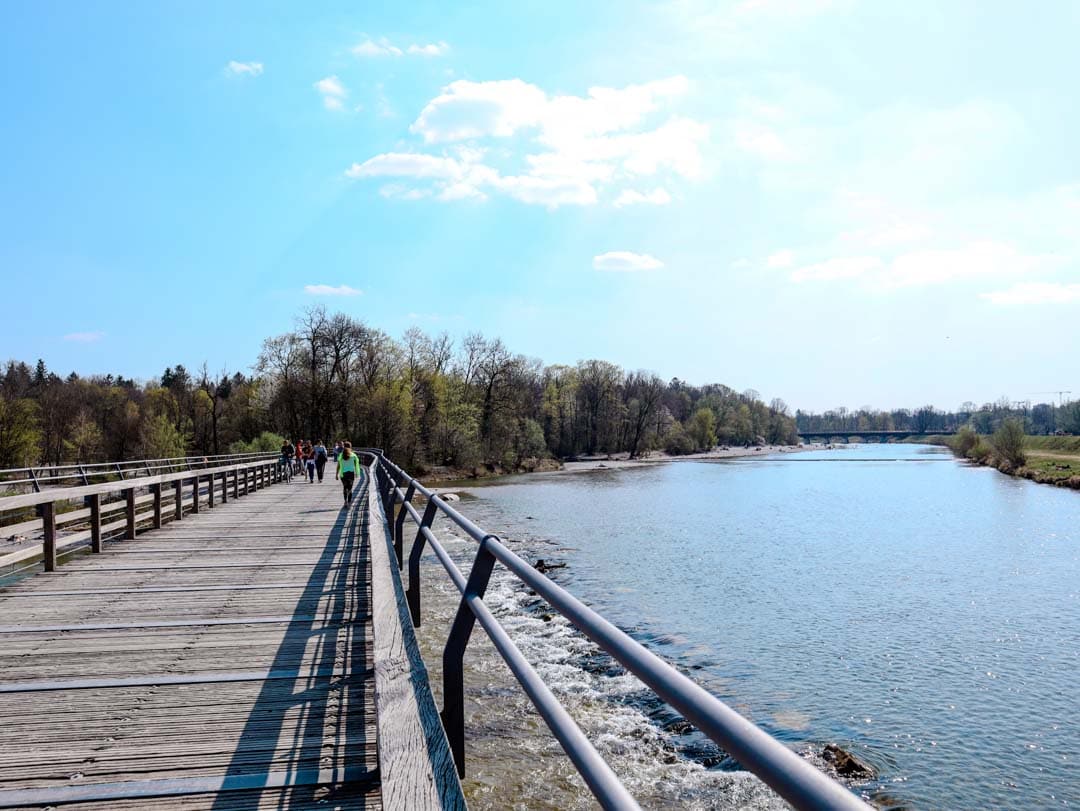 flaucher an der isar in münchen