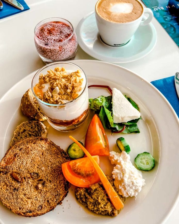 larnaka radisson blu larnaca fruehstueck