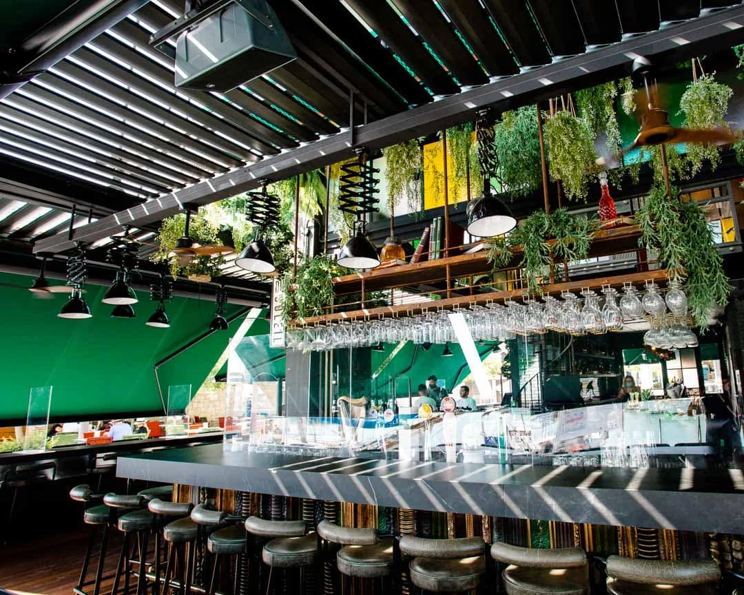 limassol alter hafen hippe bar