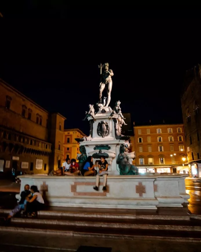 neptunbrunnen bologna 3