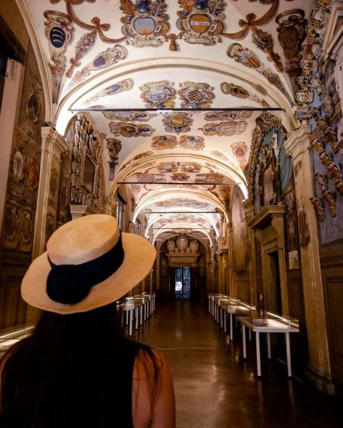 palazzo dell archiginnasio gewoelbe