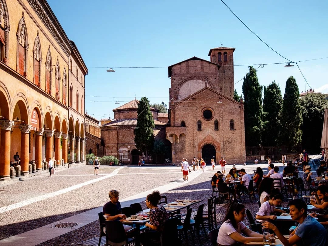 piazza santo stefano bologna