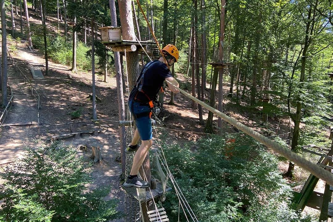 freizeitaktivitaeten in der naehe hochseilgarten