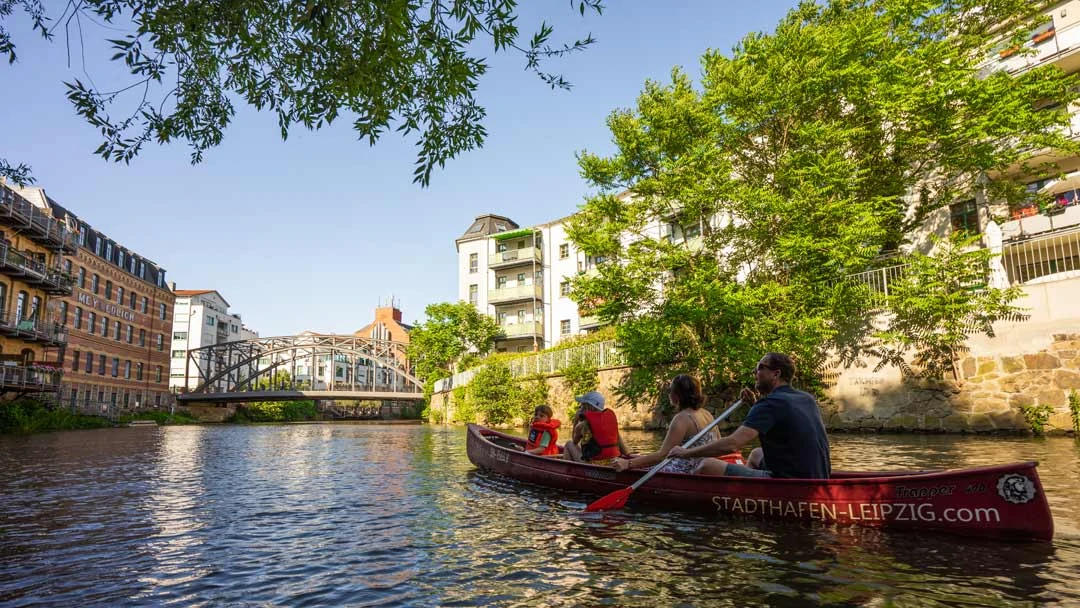 Kanutour Könneritzbrücke Wasserstadt Freizeit Bootsverleih Tom Williger leipzig.travel