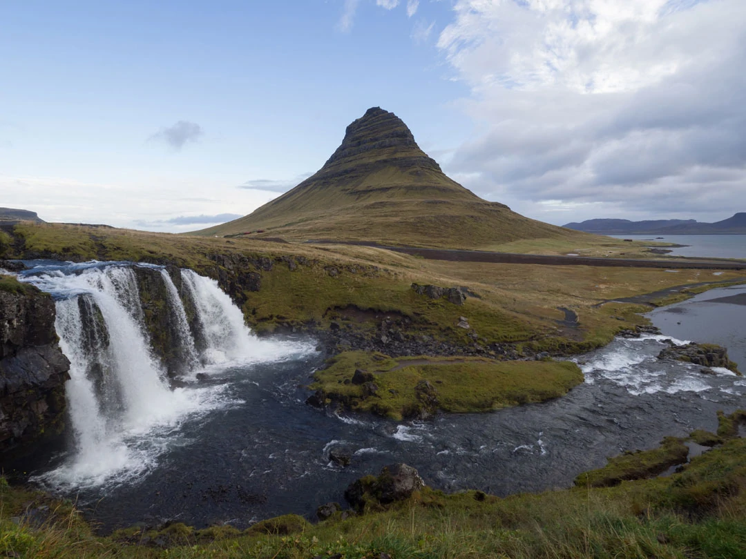 island snaefellsnes kirkjufellsfoss