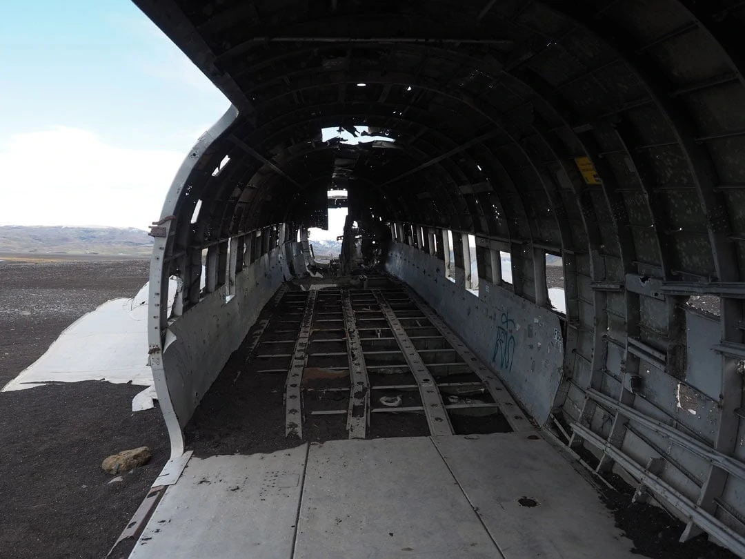 island solheimasandur innen