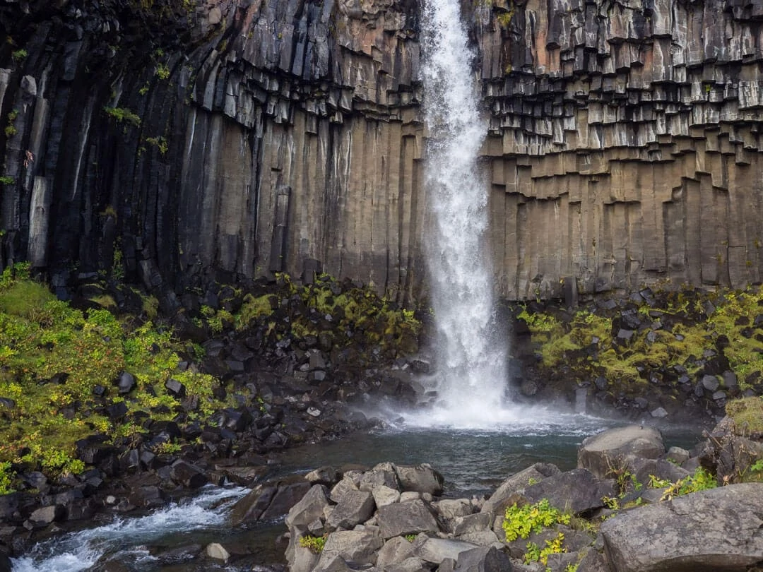 island svartifoss wasserfall