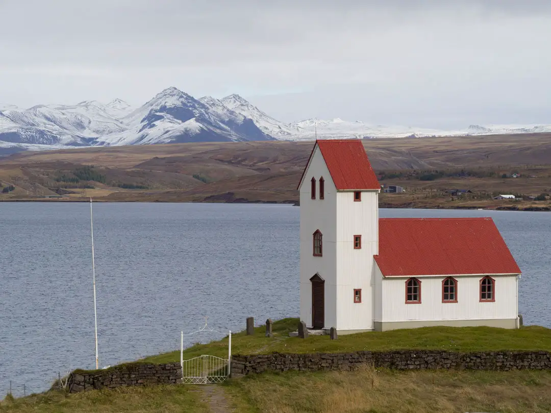 Kirche Úlfljótsvatnskirkja