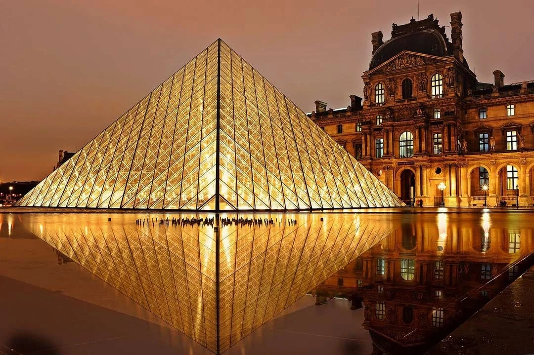 louvre museum paris Louvre Museum Paris