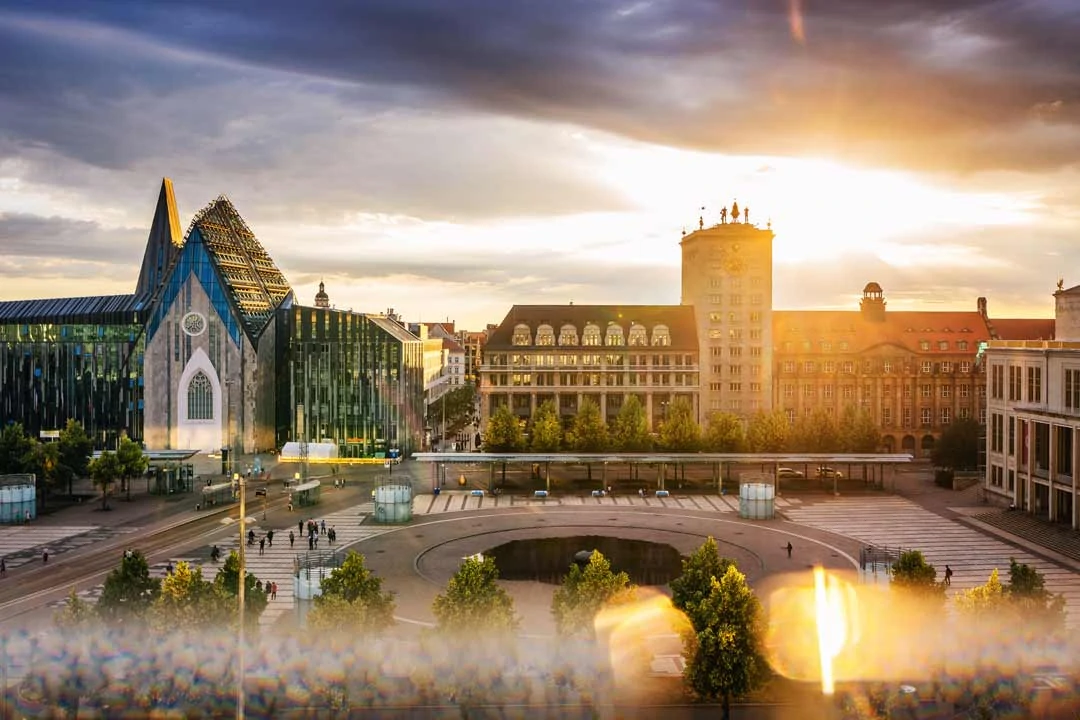 Augustusplatz Universität Leipzig Krochhochhaus Sehenswürdigkeiten Bildung Shopping Philipp Kirschner leipzig.travel