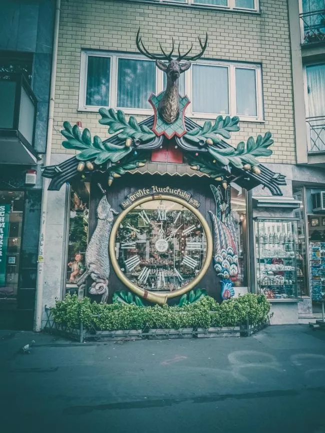 kuckucksuhr wiesbaden