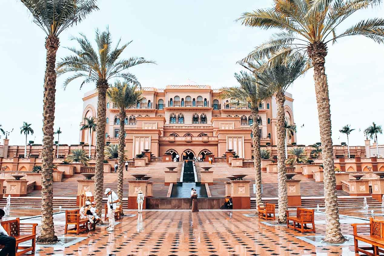abu dhabi sehenswuerdigkeiten emirates palace hotel 1 Abu Dhabi Sehenswürdigkeiten Emirates Palace Hotel