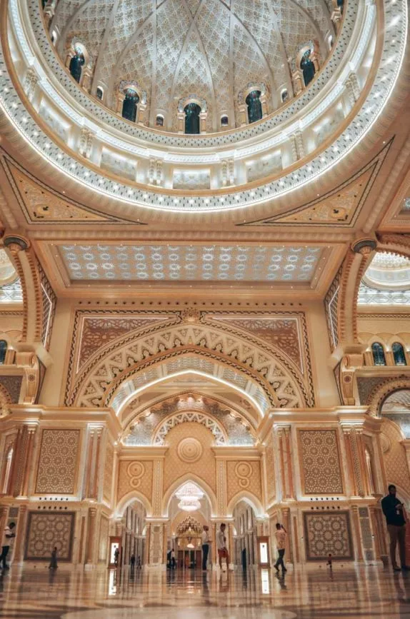 abu dhabi sehenswuerdigkeiten praesidentenpalast quasr al watan 3 Abu Dhabi Sehenswürdigkeiten Präsidentenpalast Quasr Al Watan