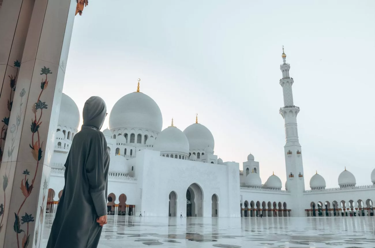 abu dhabi sehenswuerdigkeiten scheich zayid moschee 4 Abu Dhabi Sehenswürdigkeiten Scheich Zayid Moschee
