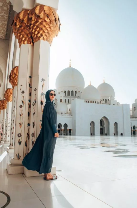 abu dhabi sehenswuerdigkeiten scheich zayid moschee 5 Abu Dhabi Sehenswürdigkeiten Scheich Zayid Moschee