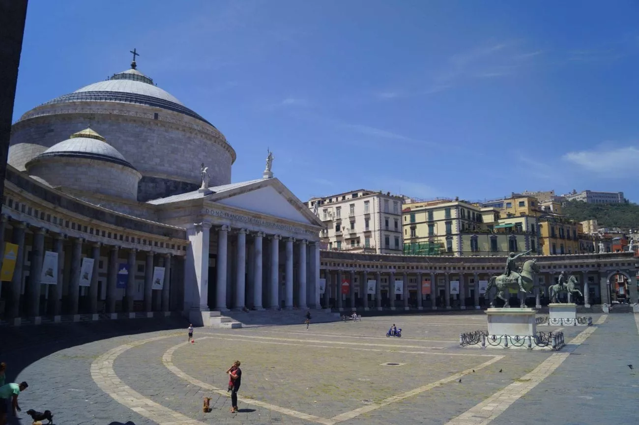 Neapel Piazza Plebiscito