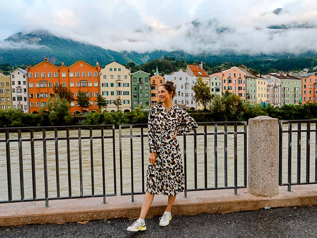 innsbruck bunte haeuser innufer