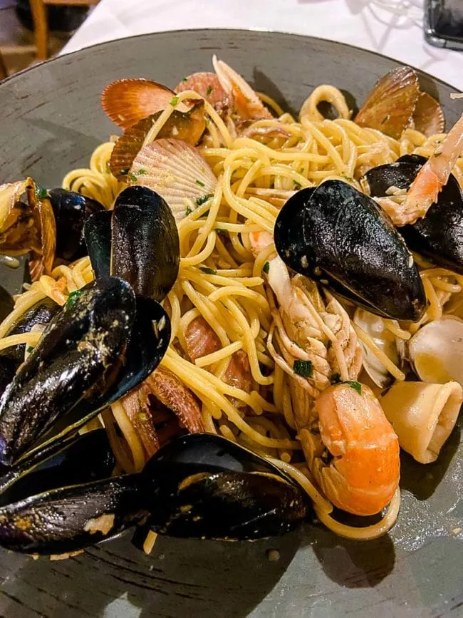 istrien essen spagetti mit meeresfruechten