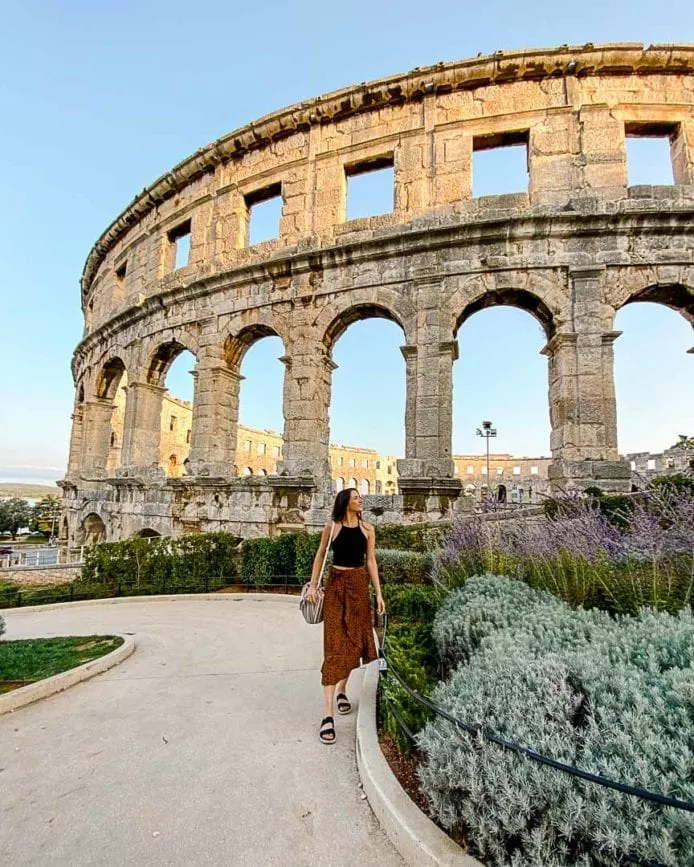 istrien pula amphitheater aussen