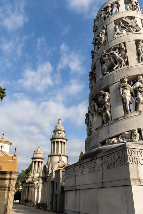 mailand Cimitero Monumentale Statue