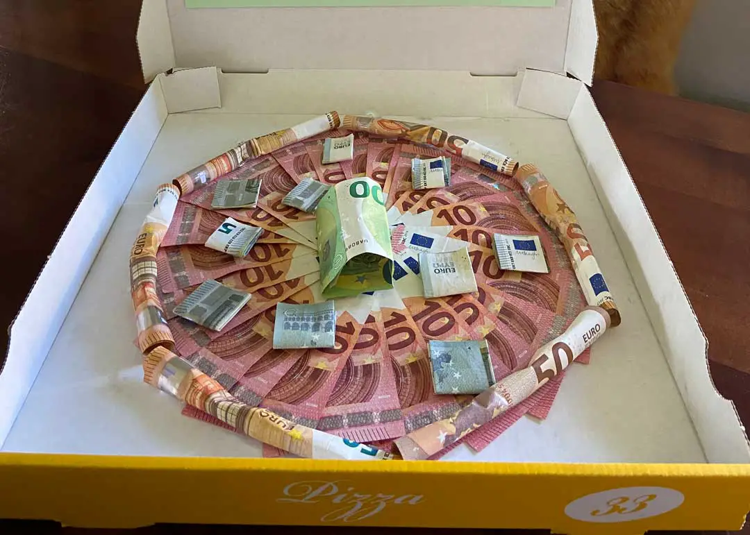 geschenk hochzeit Geldpizza