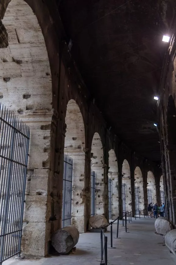 kolosseum eingangsbereich