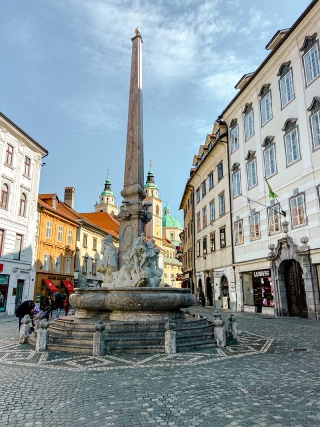 Ljubljana altstadt Robba-Brunnen