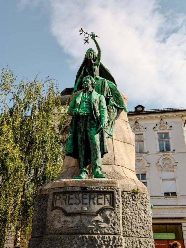 Ljubljana Hauptplatz statue
