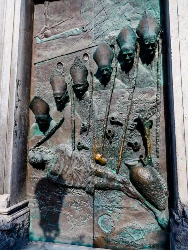 Ljubljana Nikolauskirche eingangstor