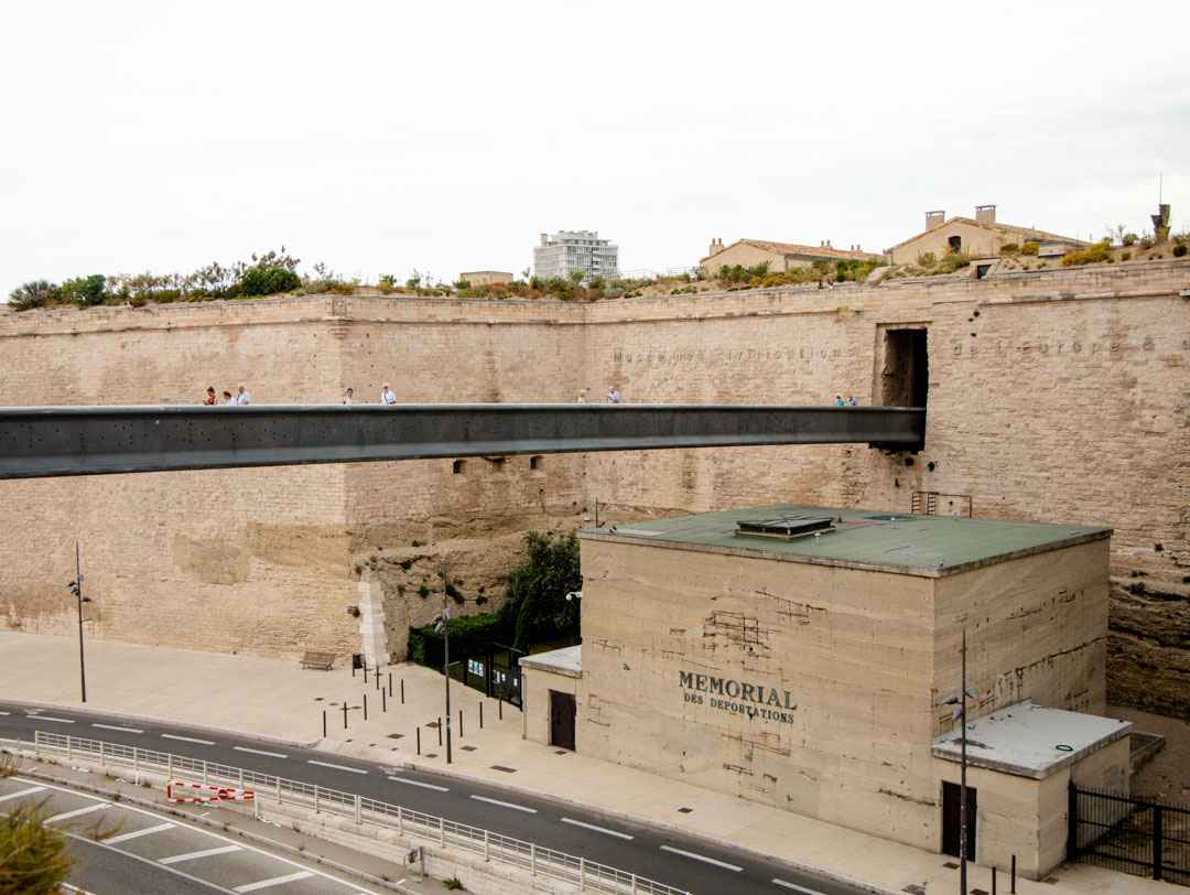marseille bruecke fort saint jean