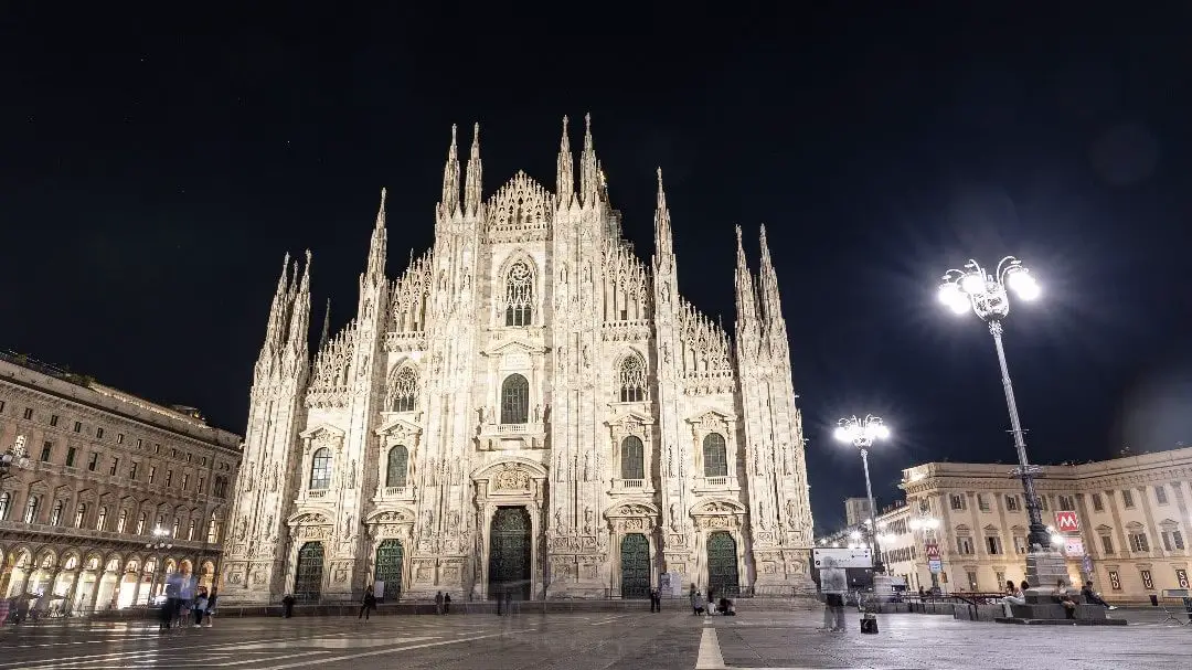 Mailänder Dom bei Nacht