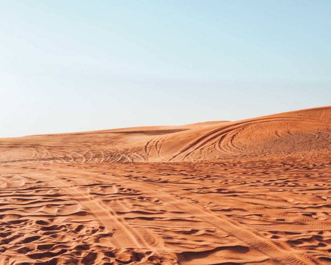 dubai wuestentour strasse