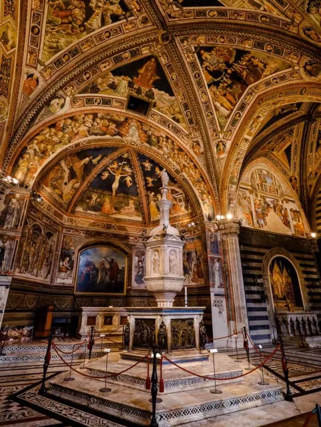 Baptisterium Dom Siena