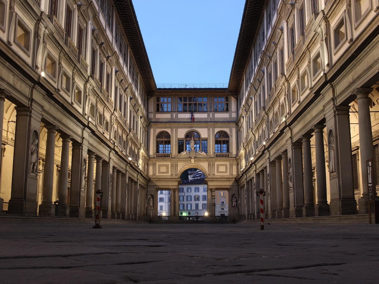 Italien Florenz Uffizien außen