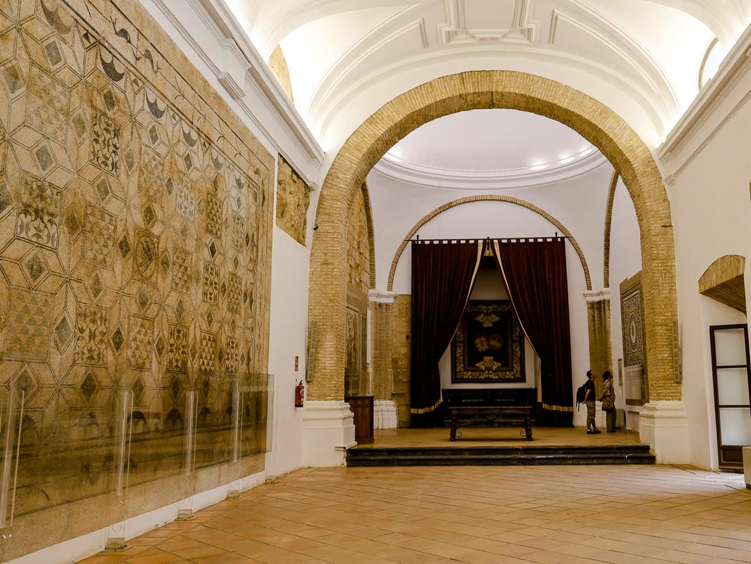 cordoba alcazar de los reyes cristianos innenraum cordoba alcazar de los reyes cristianos innenraum