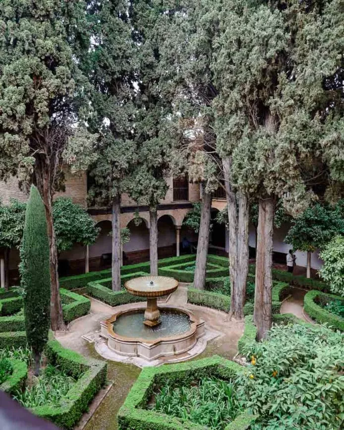 granada alhambra nasridenpalaeste innenhof