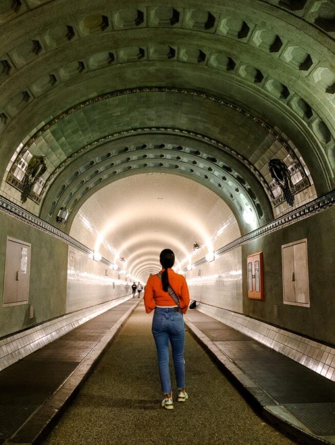 hamburg alter elbtunnel röhre