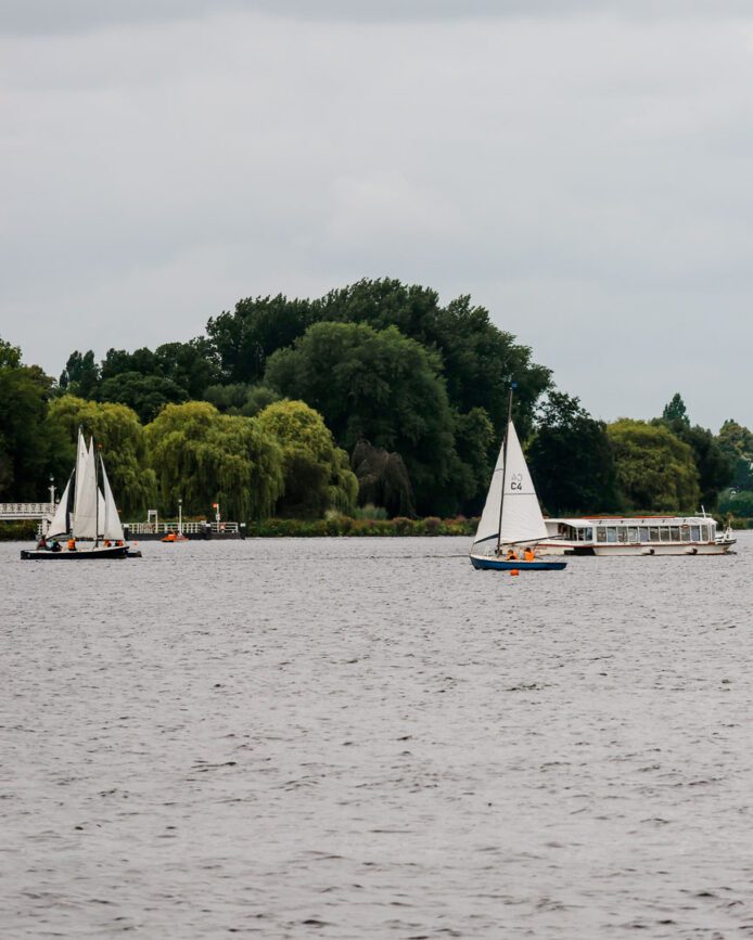 hamburg Außenalster segelboote