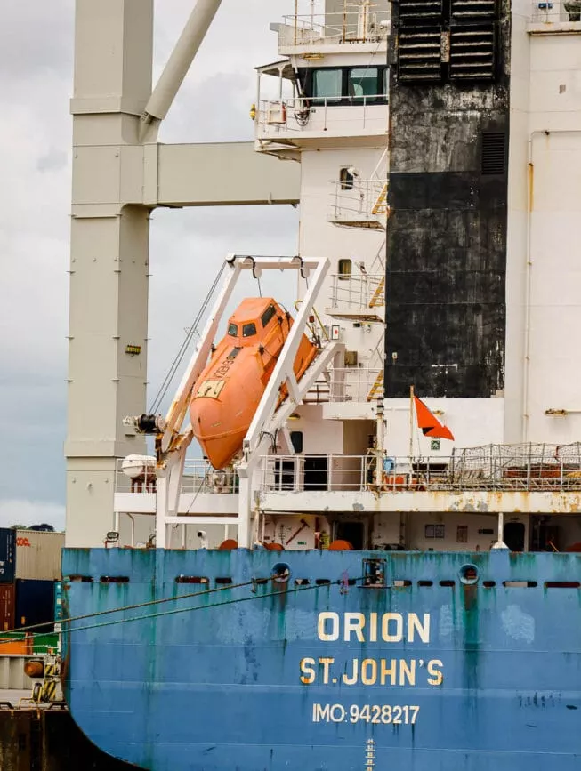 hamburg containerschiff rettungsboot
