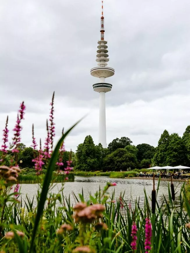 hamburg Planten un Blomen großer see fernsehturm