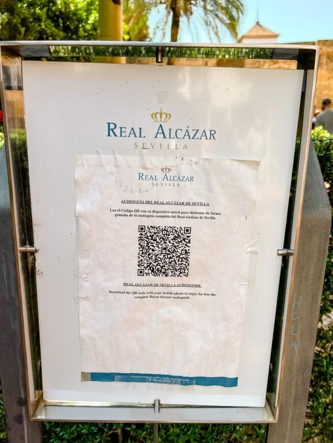sevilla alcazar qr code audioguide